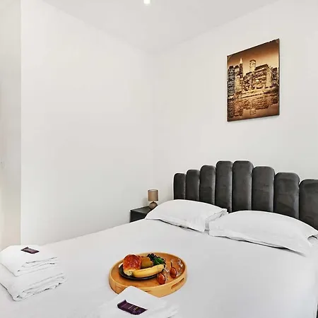 Appartement - 3P- Champs De Mars Tour Eiffel Apartment Paris